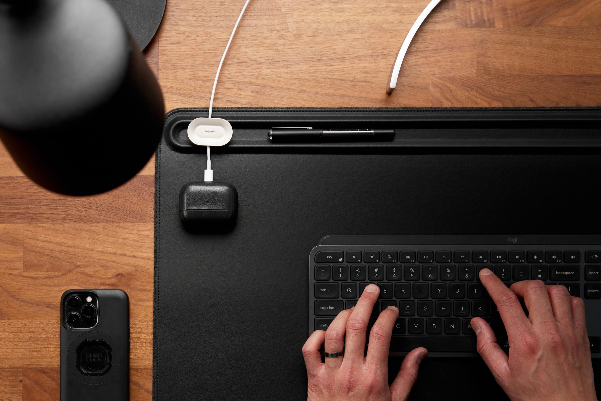 Orbitkey Desk Mat Medium – Smart Workspace Elegance