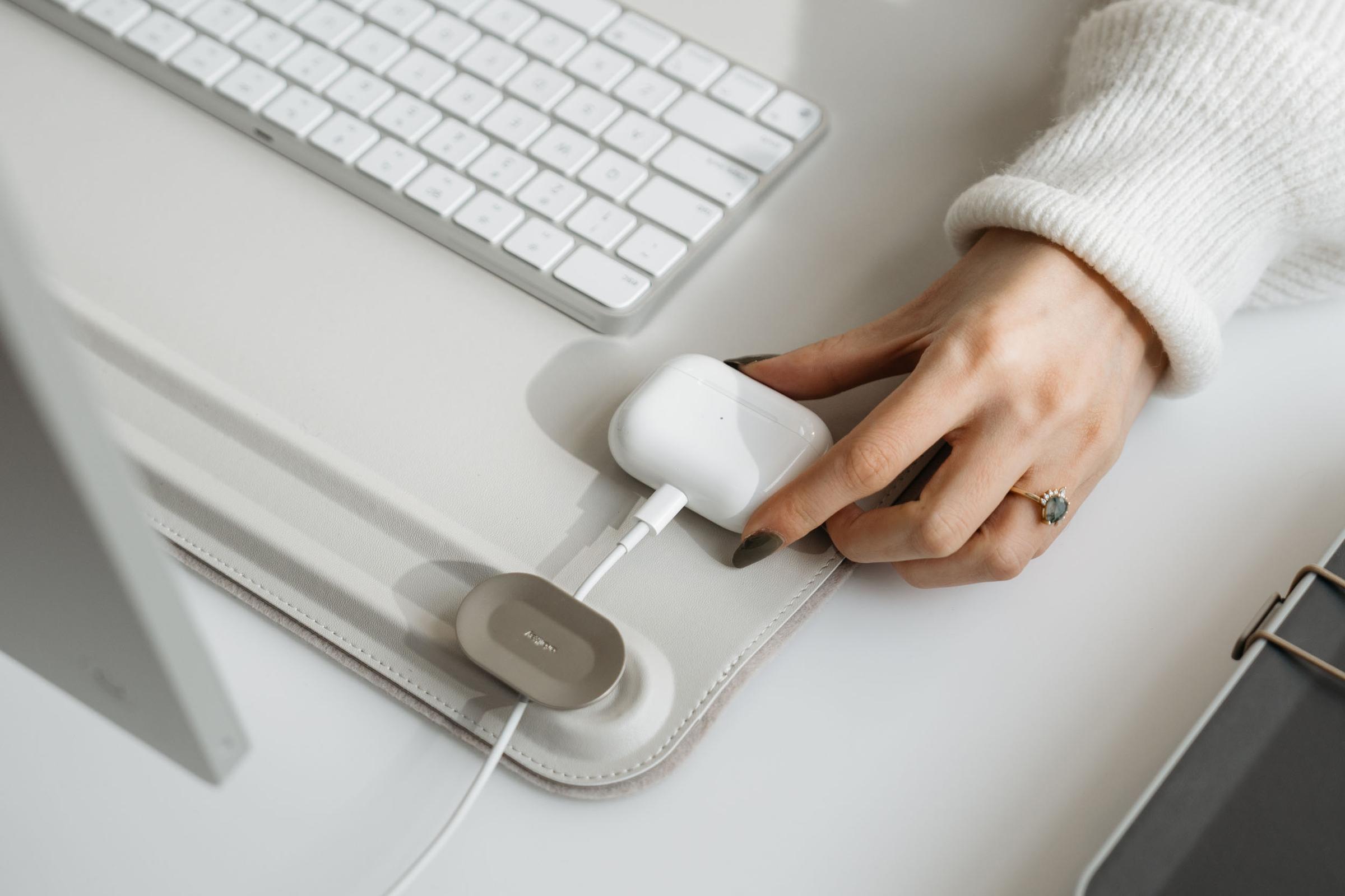 Orbitkey Desk Mat Medium – Smart Workspace Elegance