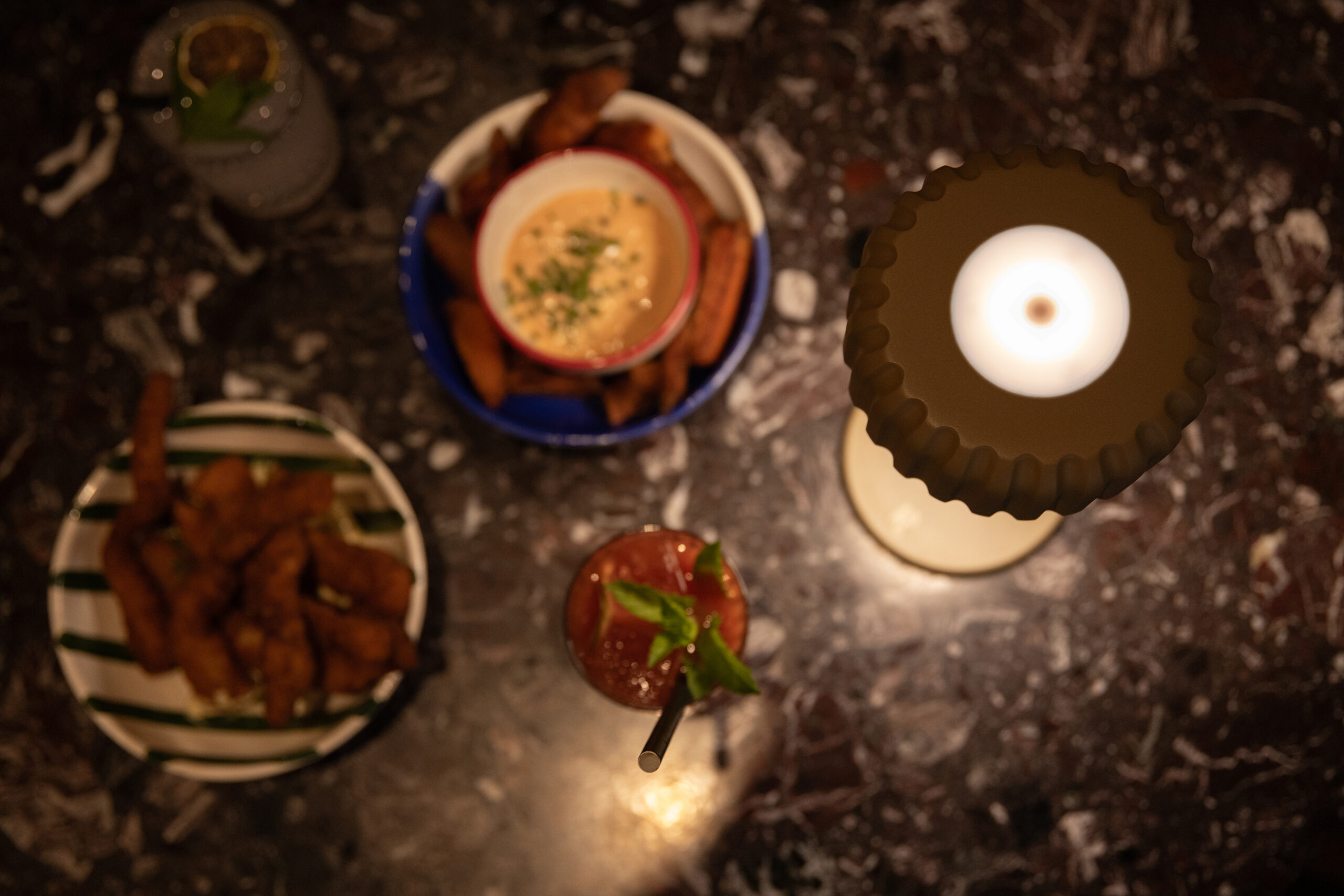 Dentelles Bistro - Atelier Pierre