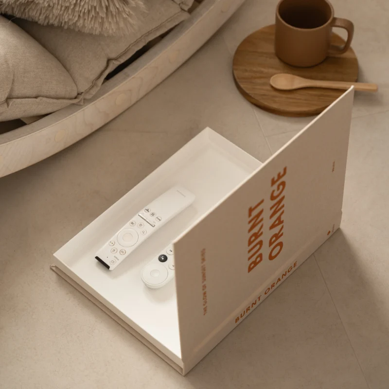 opbergboek_burnt_orange in koffietafelboek stijl waarin je afstandsbediening en andere rommeltjes netjes kunt opbergen