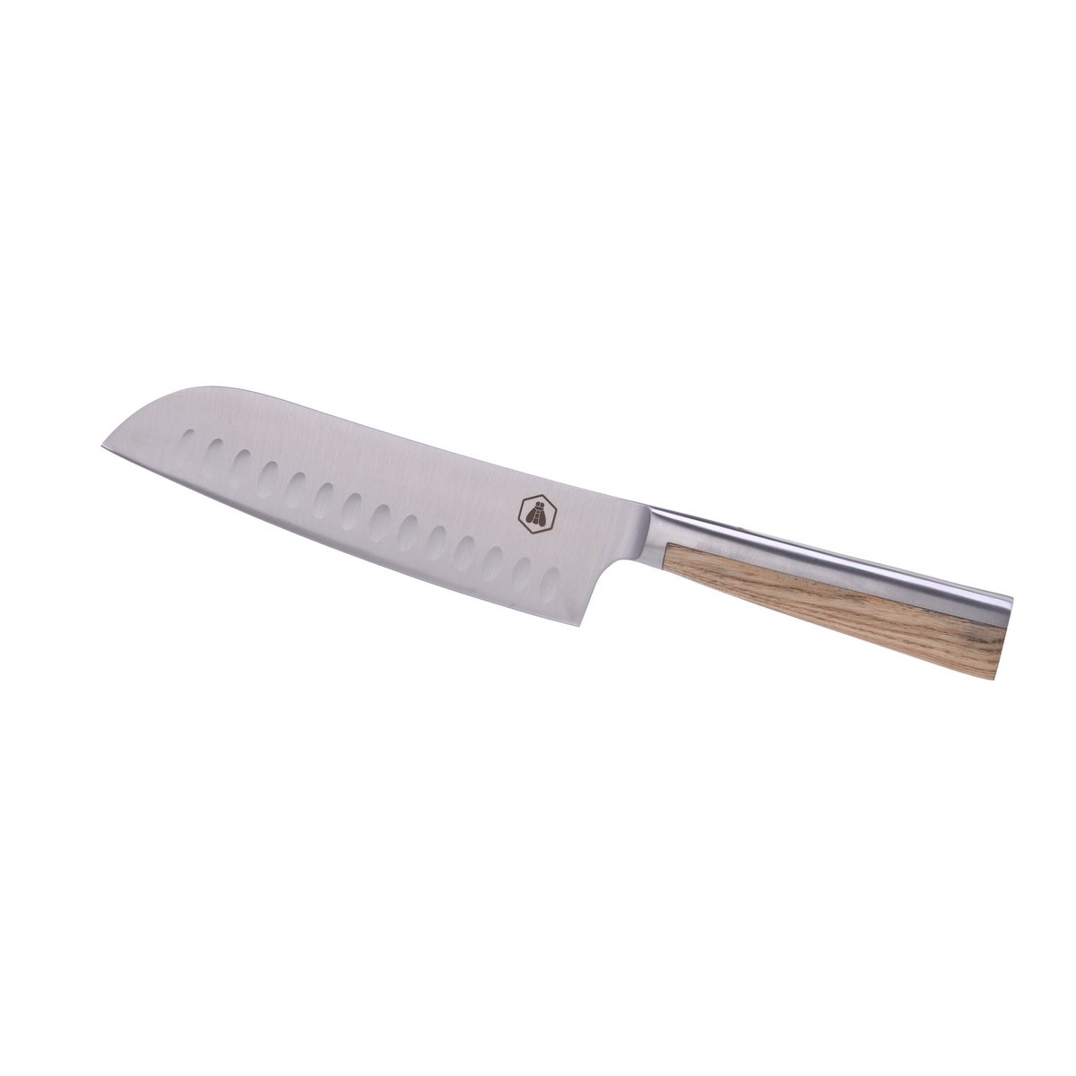 Santoku knife with wooden handle – sharp, stylish and made to last