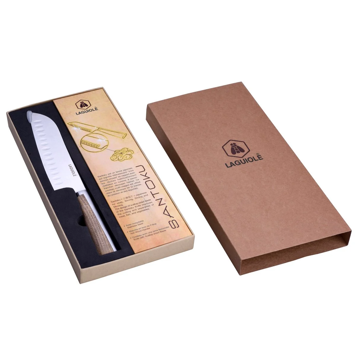 Santoku knife with wooden handle. Razor-sharp, non-stick blade with a natural wooden grip. Built for daily cooking with perfect control.