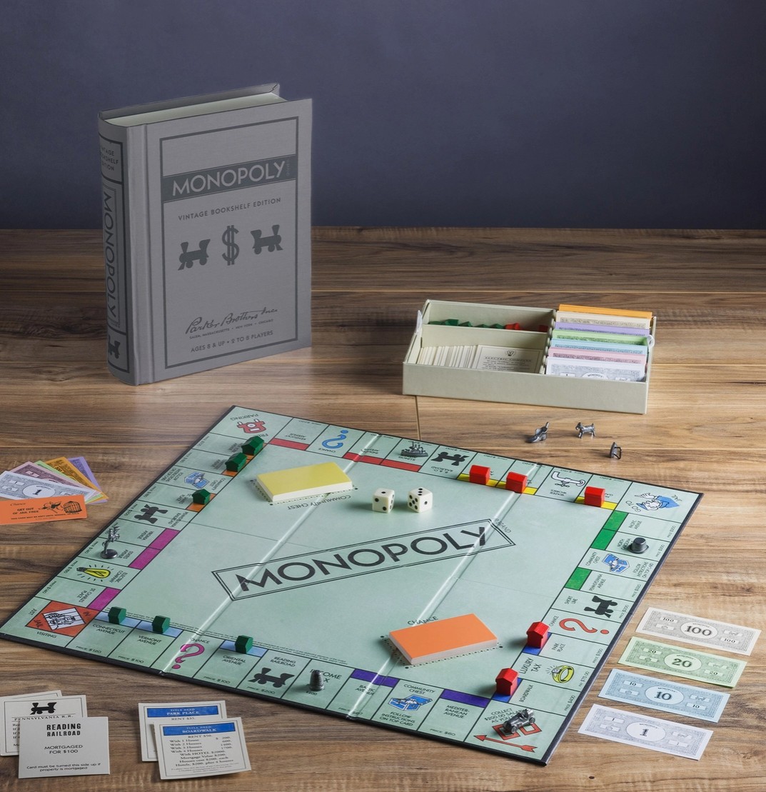 Monopoly Vintage Bookshelf Edition