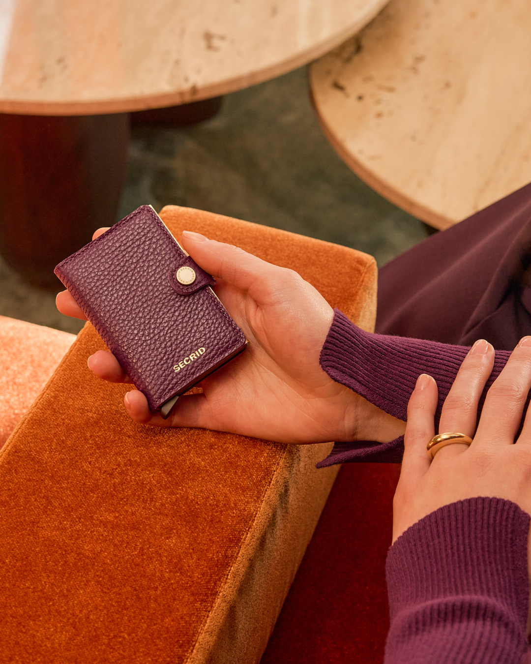 Secrid Miniwallet Pebble Grape in textured purple leather.