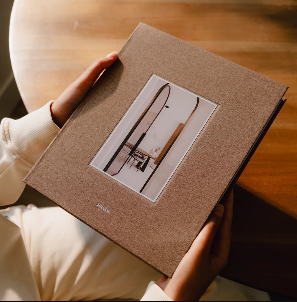 calm living coffeetable book with space for your remote control, keys and much more