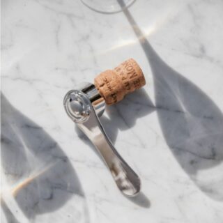 Champagne and sparkling wine corkscrew