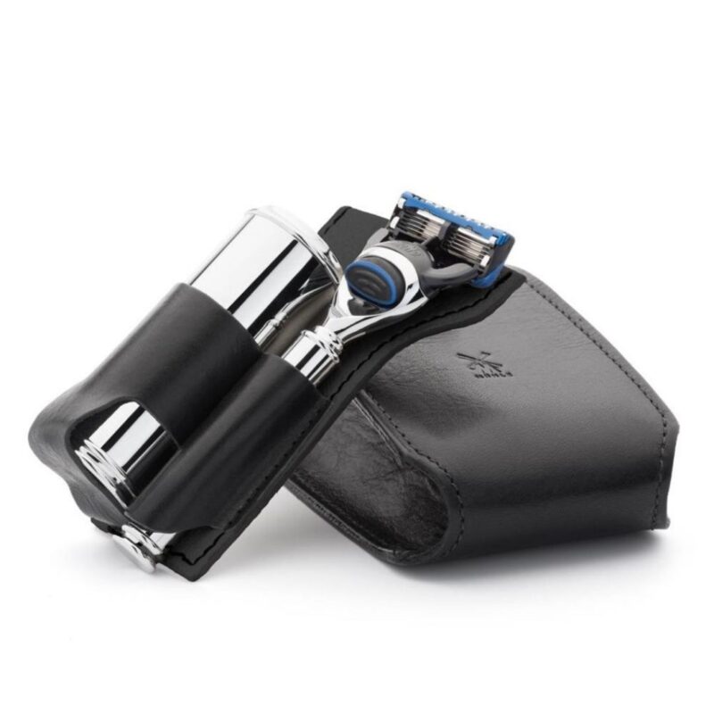 Shaving travel set by MÜHLE with Fusion razor and Silvertip Fibre shaving brush in black leather case