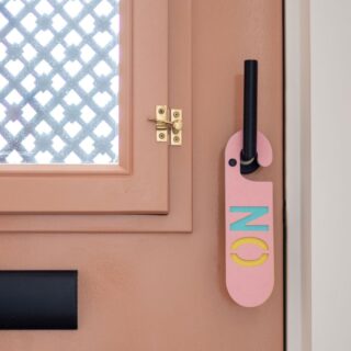 Puki Wuki Door Hanger - Yes / No Pink & White