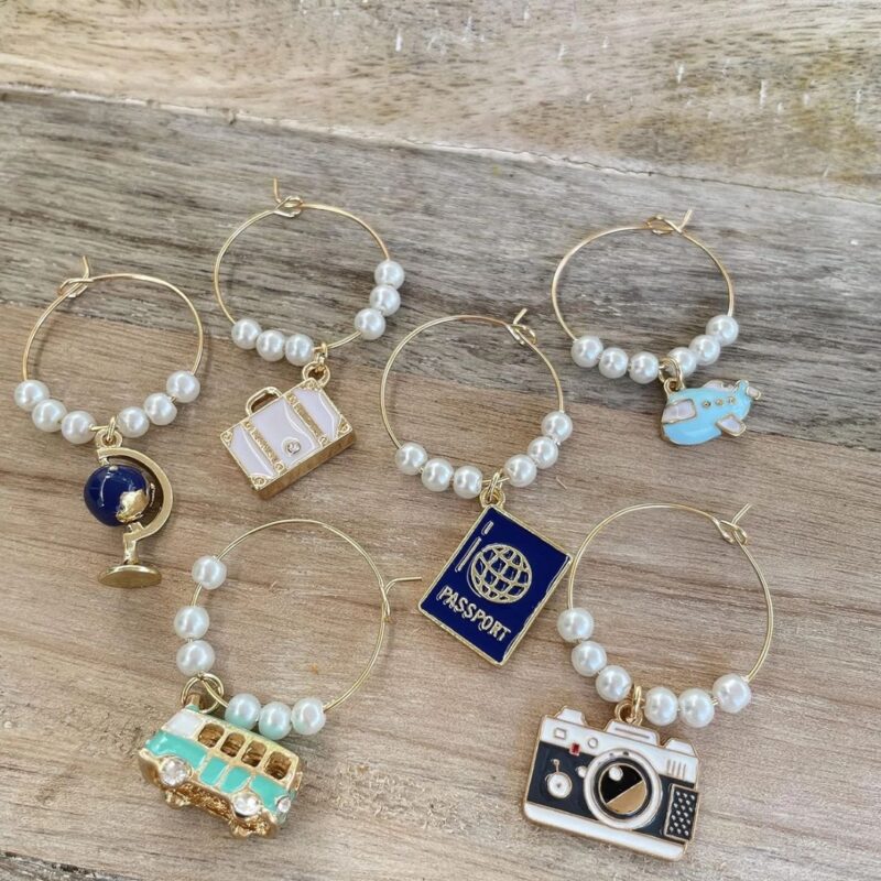 Als je wilt kan ik ook nog een iets scherpere eerste zin maken die beter converteert voor jouw doelgroep (hostess / dinner party / cadeau). Dat kan de klik- en koopkans nog iets verhogen.