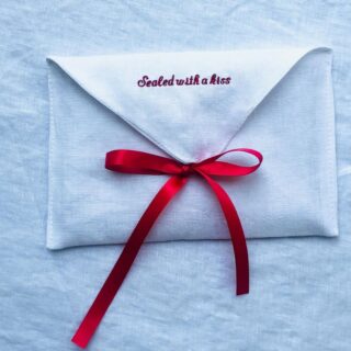 Love Letter Embroidered Linen Cocktail Napkins – Set of 4