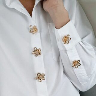 Tina – Open Gold Flower Crystal Button Charm